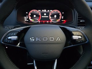 Skoda Karoq Sportline 1,5TSI DSG aAHK/Matrix/Kessy/Winterp.    ** - foto 20