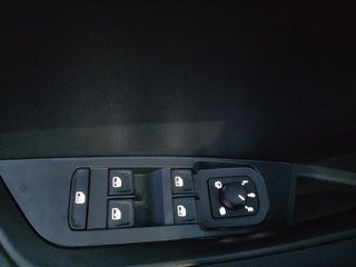 Skoda Karoq Sportline 1,5TSI DSG aAHK/Matrix/Kessy/Winterp.    ** - foto 22