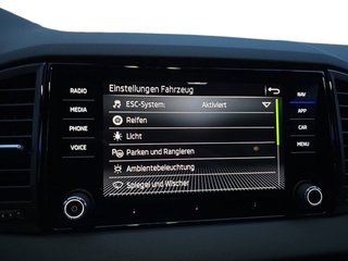 Skoda Karoq Sportline 1,5TSI DSG aAHK/Matrix/Kessy/Winterp.    ** - foto 35