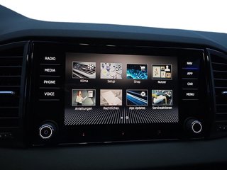 Skoda Karoq Sportline 1,5TSI DSG aAHK/Matrix/Kessy/Winterp.    ** - foto 40