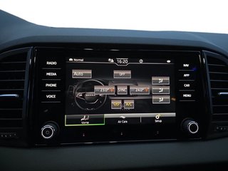 Skoda Karoq Sportline 1,5TSI DSG aAHK/Matrix/Kessy/Winterp.    ** - foto 44