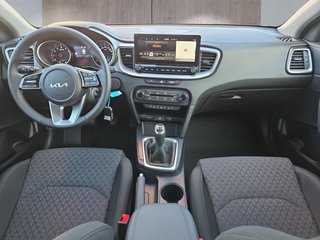 Kia Ceed 1,5 T-GDI 16*Alu/Navi/Kamera/Winterp/Temp.  ** - bilder 6