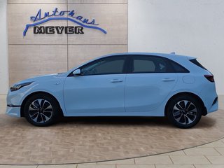 Kia Ceed 1,5 T-GDI 16*Alu/Navi/Kamera/Winterp/Temp.  ** - bilder 3