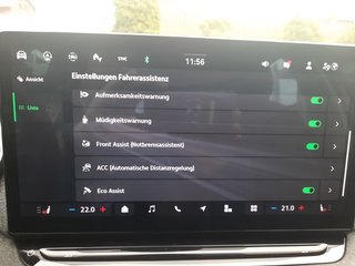 Skoda Octavia Combi 2,0TDI DSG Navi/ACC/Kamera/Winterp.  ** - foto 22