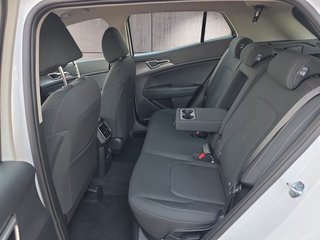 Kia Sportage 1.6 T-GDI AWD DCT Navi/Winterp/LED/Kamera  ** - bilder 9