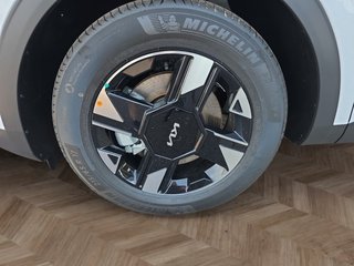 Kia Sportage 1.6 T-GDI AWD DCT Navi/Winterp/LED/Kamera  ** - bilder 10