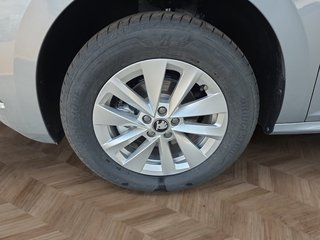 Skoda Kamiq Selection 1,0TSI DSG Kessy/Kamera/Temp/2-Z.Klimaaut.   ** - bilder 10