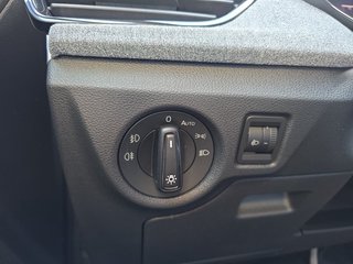 Skoda Kamiq Selection 1,0TSI DSG Kessy/Kamera/Temp/2-Z.Klimaaut.   ** - bilder 15