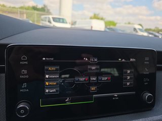 Skoda Kamiq Selection 1,0TSI DSG Kessy/Kamera/Temp/2-Z.Klimaaut.   ** - bilder 35