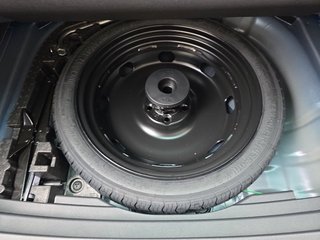 Skoda Karoq Sportline 1,5TSI DSG 4*J.Gar/aAHK/Matrix/Navi  ** - bilder 15