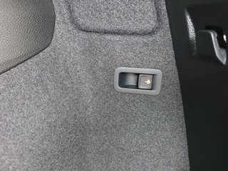 Skoda Karoq Sportline 1,5TSI DSG 4*J.Gar/aAHK/Matrix/Navi  ** - bilder 16