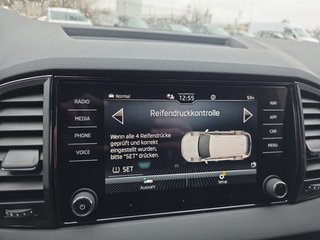 Skoda Karoq Sportline 1,5TSI DSG 4*J.Gar/aAHK/Matrix/Navi  ** - bilder 32