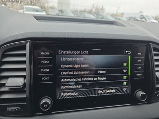 Skoda Karoq Sportline 1,5TSI DSG 4*J.Gar/aAHK/Matrix/Navi  ** - bilder 37