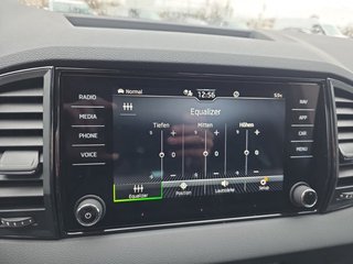 Skoda Karoq Sportline 1,5TSI DSG 4*J.Gar/aAHK/Matrix/Navi  ** - bilder 44