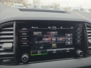 Skoda Karoq Sportline 1,5TSI DSG 4*J.Gar/aAHK/Matrix/Navi  ** - bilder 45