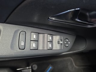 Opel Corsa F 1.2T Eleg.Voll-LED/Navi/Alu/Temp/Pdc vo+hi - foto 17