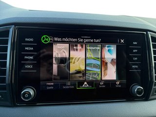 Skoda Karoq 1,5TSI DSG aAHK/Navi/Kamera/LED/ACC/Winterp.   ** - foto 27
