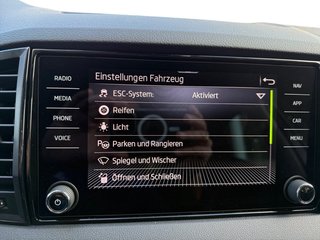 Skoda Karoq 1,5TSI DSG aAHK/Navi/Kamera/LED/ACC/Winterp.   ** - foto 36