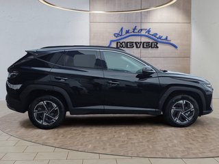 Hyundai TUCSON 1.6 T-GDI HEV 239PS Navi/LED/Kamera/Keyless   ** - foto 1