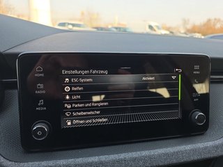 Skoda Kamiq Selection 1,5TSI DSG AHK/Kamera/LED/Kessy/Winterp.  ** - foto 40