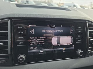 Skoda Karoq Sportline 1,5TSI DSG 4*J.Gar/aAHK/Matrix/Navi  ** - bilder 32