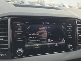Skoda Karoq Sportline 1,5TSI DSG 4*J.Gar/aAHK/Matrix/Navi  ** - bilder 34