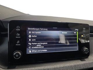 Skoda Kamiq Selection 1,0TSI DSG AHK/Kamera/LED/Kessy/Winterp.  ** - foto 38