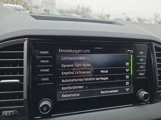 Skoda Karoq Sportline 1,5TSI DSG 4*J.Gar/aAHK/Matrix/Navi  ** - bilder 36