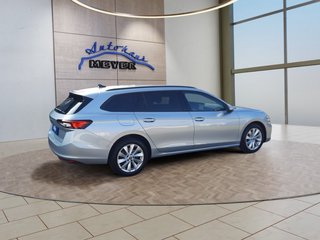 Skoda Superb Combi 2,0TDI DSG Navi/DCC/ACC/Kamera/Sitzhz.  ** - foto 5