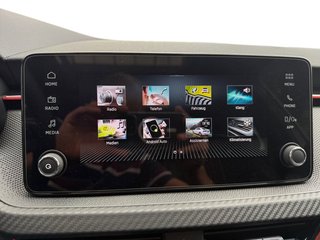 Skoda Kamiq Monte Carlo 1,5TSI DSG 4*J.Gar/18*Alu/el.Klappe  ** - bilder 28
