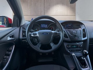 Ford Focus Turnier 1,6 150PS 18*Alu/Navi/Winterp. - foto 9
