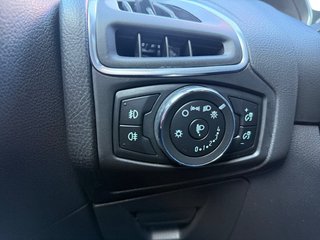 Ford Focus Turnier 1,6 150PS 18*Alu/Navi/Winterp. - foto 16