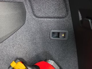 Skoda Karoq 1,5TSI DSG aAHK/Navi/Kamera/LED/ACC/Winterp.   ** - foto 15