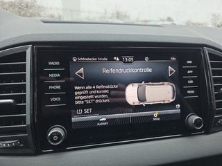 Skoda Karoq 1,5TSI DSG aAHK/Navi/Kamera/LED/ACC/Winterp.   ** - foto 30