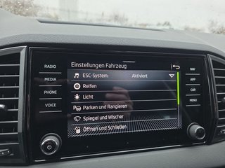 Skoda Karoq 1,5TSI DSG aAHK/Navi/Kamera/LED/ACC/Winterp.   ** - foto 34