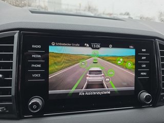 Skoda Karoq 1,5TSI DSG aAHK/Navi/Kamera/LED/ACC/Winterp.   ** - foto 39