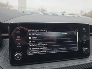 Skoda Kamiq Monte Carlo 1,5TSI DSG 4*J.Gar/AHK/18*Alu/el.Klappe  ** - bilder 41