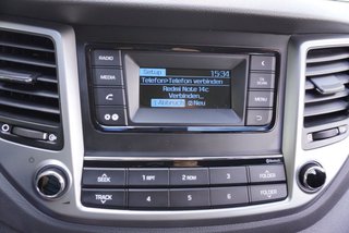 Hyundai TUCSON 1.6 132PS AHK/Alu/Pdc/Temp/Klima - bilder 27
