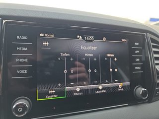 Skoda Karoq Sportline 2,0TDI DSG 4*J.Gar/Pano/aAHK/Matrix/Navi    ** - bilder 40