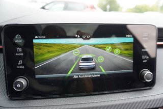 Skoda Kamiq Monte Carlo 1,5TSI DSG 4*J.Gar/18*Alu/el.Klappe  ** - bilder 37