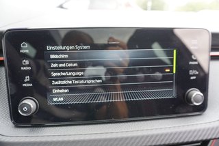 Skoda Kamiq Monte Carlo 1,5TSI DSG 4*J.Gar/18*Alu/el.Klappe  ** - bilder 41