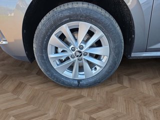 Skoda Kamiq Selection 1,5TSI DSG AHK/Kamera/LED/Kessy/Winterp. - foto 9