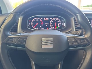 SEAT Ateca 2.0TDI DSG aAHK/LED/Navi/ACC/Parkas. - bilder 14