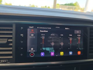SEAT Ateca 2.0TDI DSG aAHK/LED/Navi/ACC/Parkas. - bilder 36