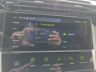 Peugeot 308 GT Hybrid 145 Matrix/18*Alu/Navi/Kamera  ** - foto 20