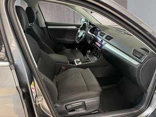 Skoda Superb Combi 1,5TSI DSG Navi/Kamera/el.Klappe/Kessy         ** - foto 10