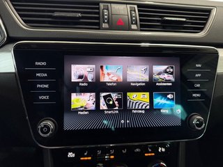 Skoda Superb Combi 1,5TSI DSG Navi/Kamera/el.Klappe/Kessy         ** - foto 33
