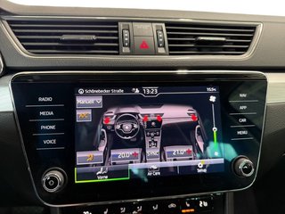 Skoda Superb Combi 1,5TSI DSG Navi/Kamera/el.Klappe/Kessy         ** - foto 38