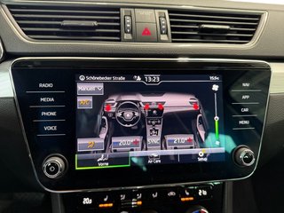 Skoda Superb Combi 1,5TSI DSG Navi/Kamera/el.Klappe/Kessy         ** - foto 39