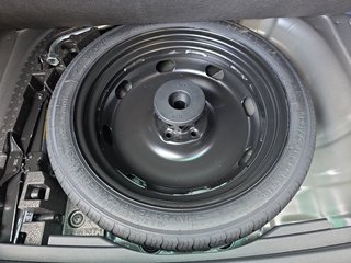 Skoda Karoq Sportline 1,5TSI DSG 4*J.Gar/Pano/aAHK/Matrix/Navi - foto 16